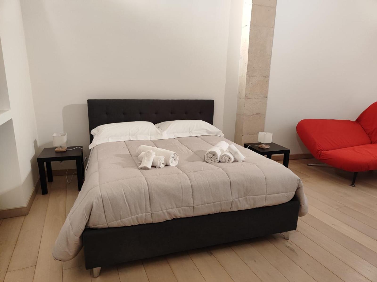 Suite Home D'Aragona Лече Екстериор снимка