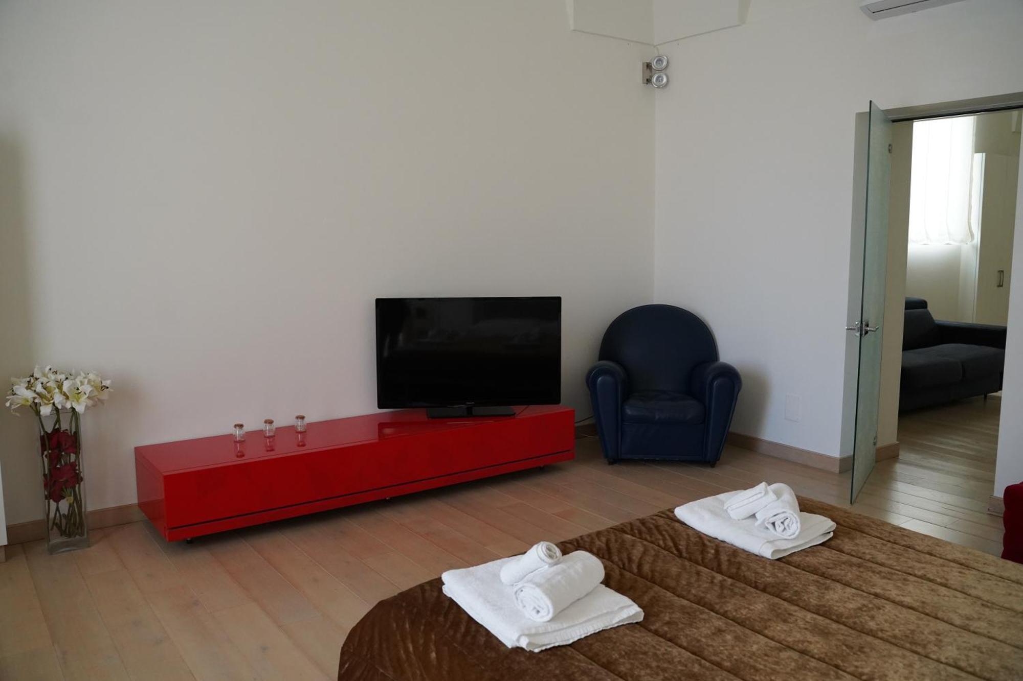 Suite Home D'Aragona Лече Екстериор снимка